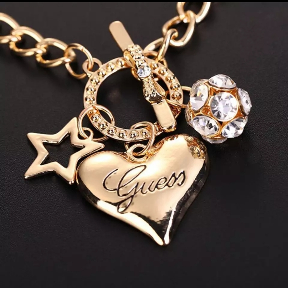NEW Beautiful Rhinestone Jewel Engraved Bracelet
